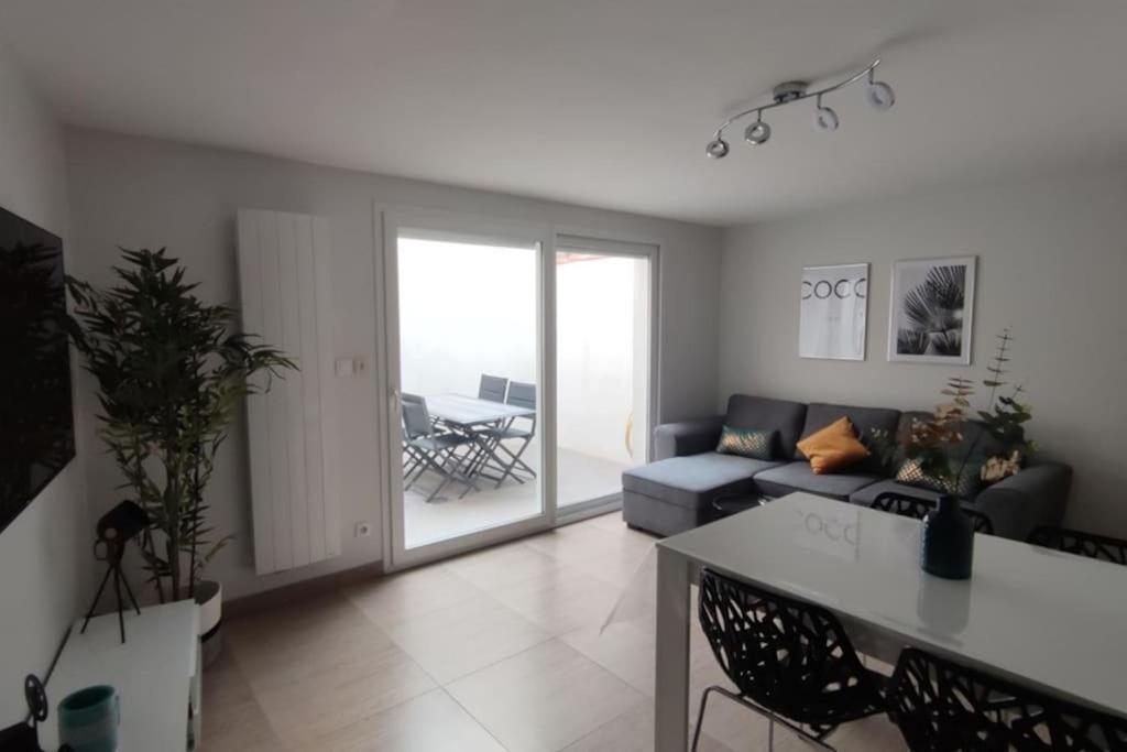 Maison De Ville 600 M Du Marche La Rochelle  Eksteriør billede